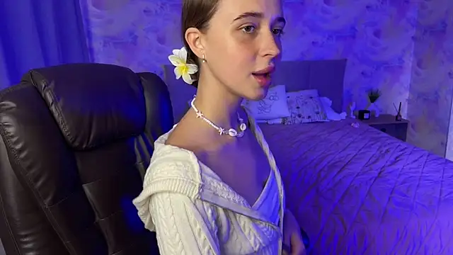Tiana Belle online show from May 16, 2026, 12:53 am