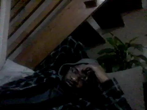 Snapshot of LunjeSA chatting on August 3, 2026, 8:48 pm LunjeSA online show from August 3, 2026, 8:48 pm