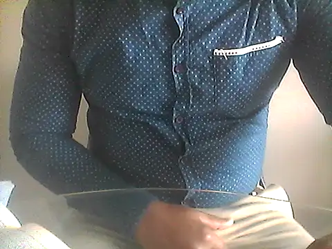 Snapshot of LunjeSA chatting on June 3, 2026, 11:22 am LunjeSA online show from June 3, 2026, 11:22 am