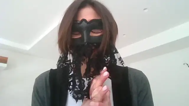 HelenTiAscolta online show from April 24, 2026, 2:08 pm