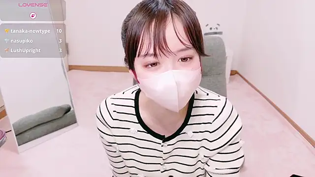 mayu chan  online show from June 28, 2026, 11:38 am