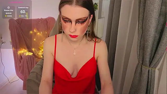 KarenRosee online show from June 1, 2026, 4:28 pm