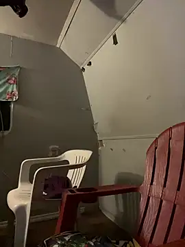 Mini83 online show from April 27, 2026, 3:54 pm