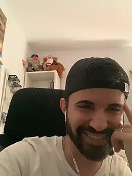 chiquitoconsecreto online show from June 4, 2026, 4:11 pm