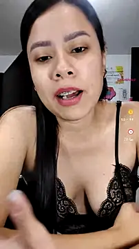 Nicol Alvarez1 online show from July 27, 2026, 11:34 pm