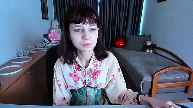 MiniLysii online show from May 8, 2026, 5:44 am
