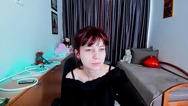 MiniLysii online show from June 5, 2026, 5:45 am