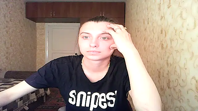 MilaShka29 online show from May 8, 2026, 9:13 am