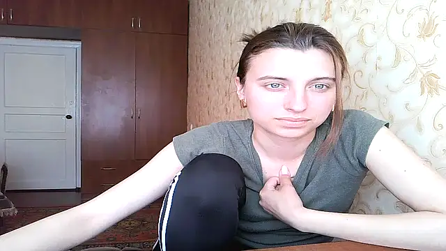 MilaShka29 online show from May 5, 2026, 8:50 am
