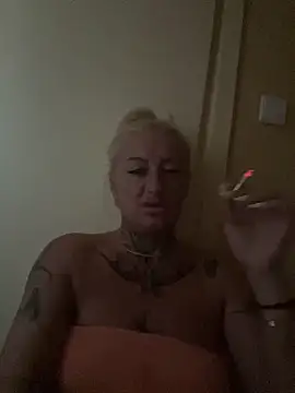 wowblue83 online show from June 29, 2026, 6:07 pm