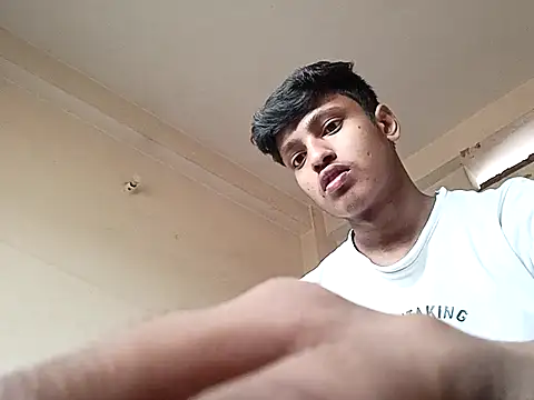 SUGAR DADDY 18 online show from July 7, 2026, 4:48 am