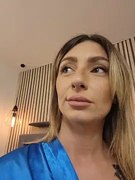 SofiaLace online show from July 24, 2026, 4:41 am