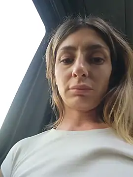 SofiaLace online show from July 17, 2026, 4:48 pm