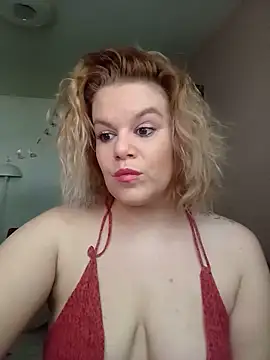 Maryquenn online show from June 14, 2026, 8:04 am