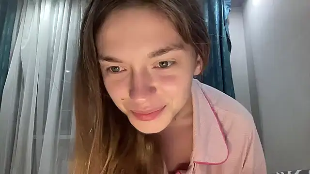 MonaNox online show from June 24, 2026, 9:56 pm