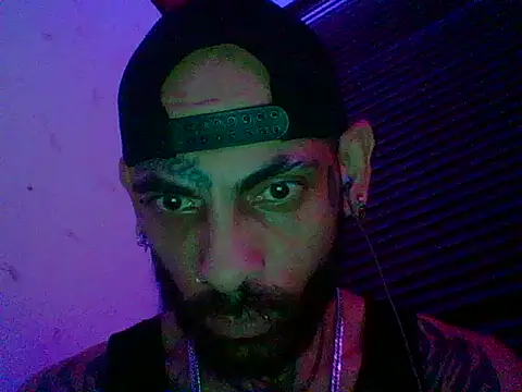 Snapshot of Demon_Rose_ chatting on July 10, 2026, 1:49 am Demon Rose online show from July 10, 2026, 1:49 am
