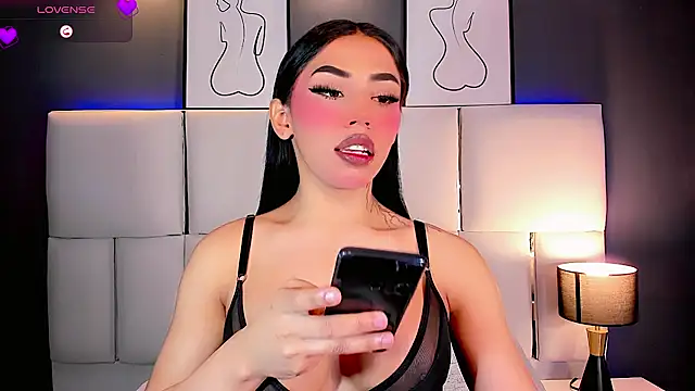 Aleisha Beaumont online show from July 24, 2026, 12:17 am