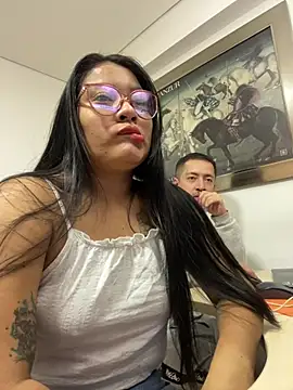 Sol vannesa online show from May 15, 2026, 9:35 pm