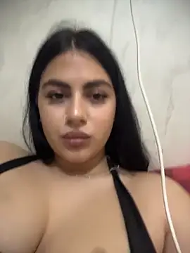 LilyLovell online show from May 24, 2026, 6:08 pm