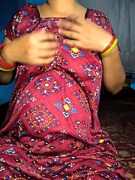 Snapshot of Pinki_Chopra chatting on May 4, 2026, 4:21 pm Pinki Chopra online show from May 4, 2026, 4:21 pm