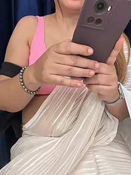 Snapshot of Naughty-Shreenn chatting on April 28, 2026, 8:02 pm Naughty-Shreenn online show from April 28, 2026, 8:02 pm