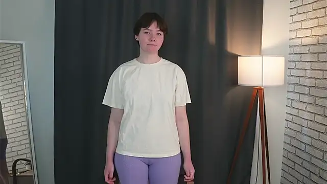 HongLuker online show from April 24, 2026, 5:09 am