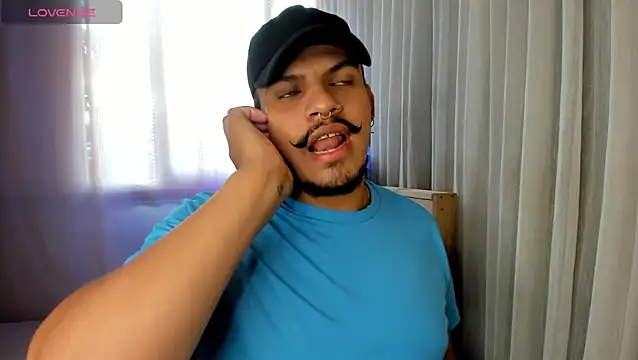 JaviCollins- online show from June 24, 2026, 8:17 pm