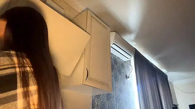 OliviaBuckaloo online show from April 25, 2026, 12:41 pm