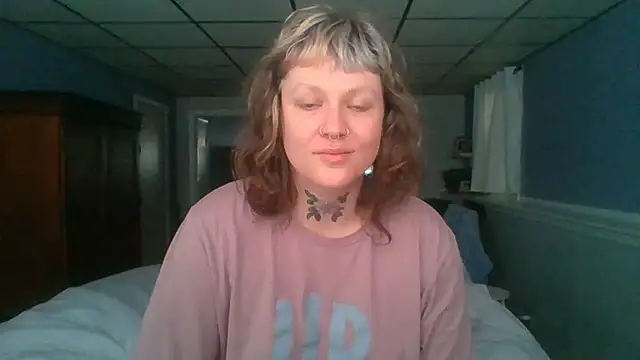 RosieSwitchBitch online show from May 21, 2026, 12:46 pm