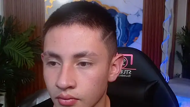Andres Tay online show from May 2, 2026, 2:28 am
