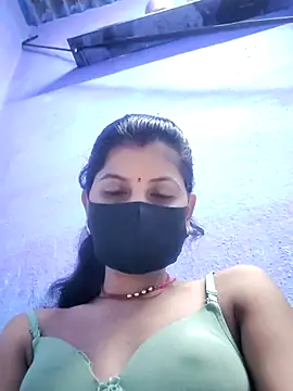 RUHI 1143 online show from June 26, 2026, 8:14 pm