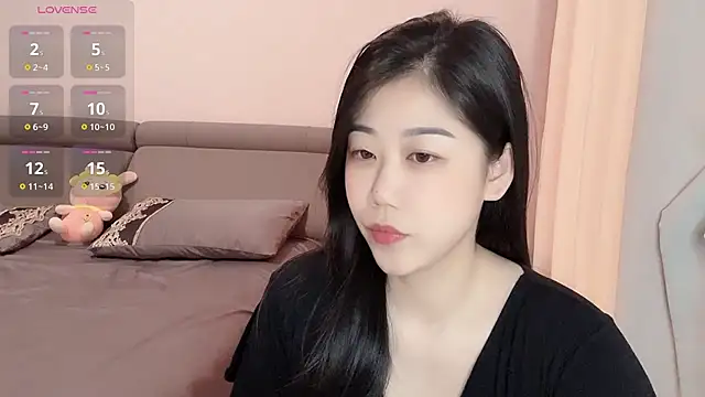 F-Yuwei online show from June 8, 2026, 7:53 am