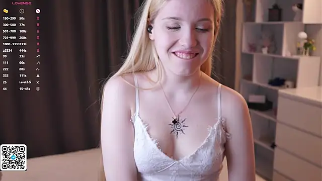 Sweet Love Lily online show from May 17, 2026, 8:20 pm