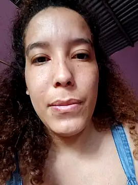 sofia0303 online show from April 24, 2026, 3:14 pm