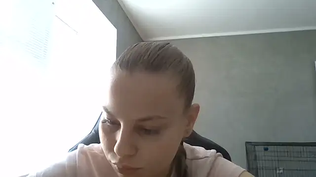 Snapshot of _Linsyy_ee_ chatting on June 12, 2026, 8:56 am Linsyy ee online show from June 12, 2026, 8:56 am