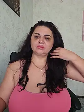 -CUTE-EVVIL- online show from June 10, 2026, 6:47 am