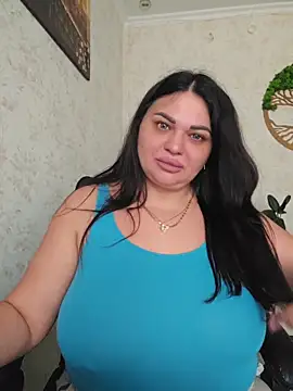 -CUTE-EVVIL- online show from May 3, 2026, 7:13 am