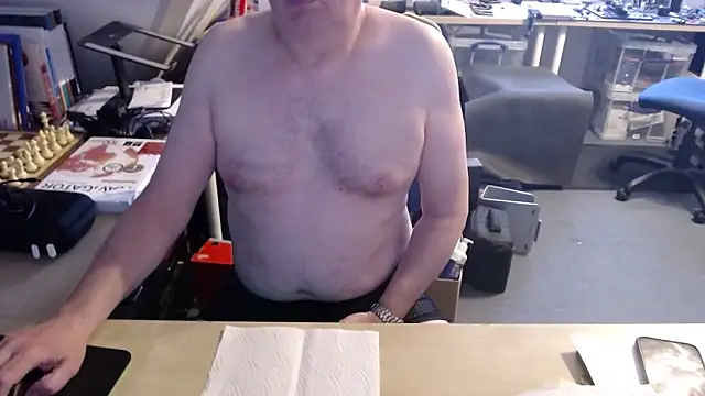 Harvey 321 online show from April 30, 2026, 8:21 am