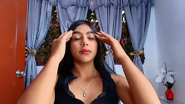 Snapshot of Sofia_Browm chatting on May 25, 2026, 8:07 pm Sofia Browm online show from May 25, 2026, 8:07 pm