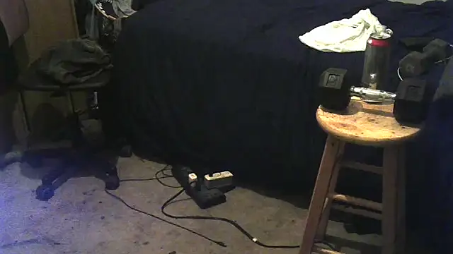 Johnny1991Blunt online show from May 23, 2026, 4:39 pm