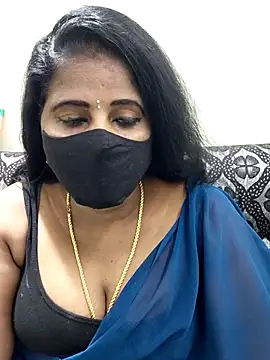 Snapshot of Sunitha-tamilponu chatting on July 19, 2026, 8:45 am Sunitha-tamilponu online show from July 19, 2026, 8:45 am