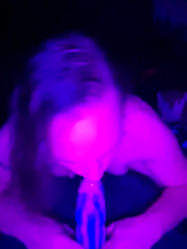 KaleighWyrd online show from May 3, 2026, 3:44 am