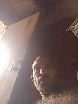 ssanjujohn online show from July 8, 2026, 5:52 am