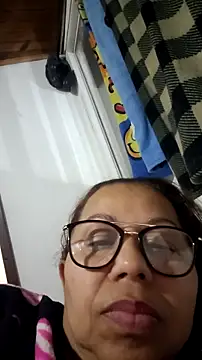 Ladymilf12 online show from July 30, 2026, 2:43 am