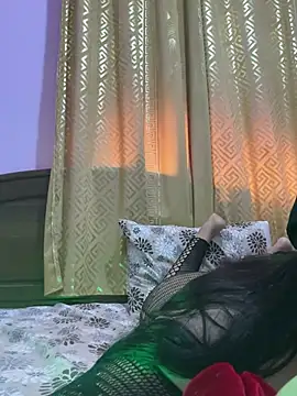 QueenRima99 online show from May 17, 2026, 12:49 pm
