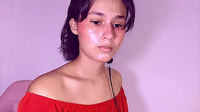 Snapshot of Baby_Elisee chatting on July 13, 2026, 12:43 am Baby Elisee online show from July 13, 2026, 12:43 am