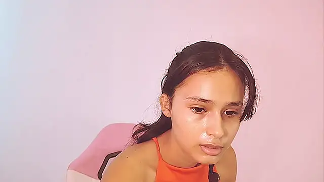 Snapshot of Baby_Elisee chatting on July 22, 2026, 7:27 pm Baby Elisee online show from July 22, 2026, 7:27 pm