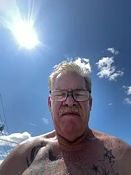 Caesar Baxter online show from July 29, 2026, 5:23 pm