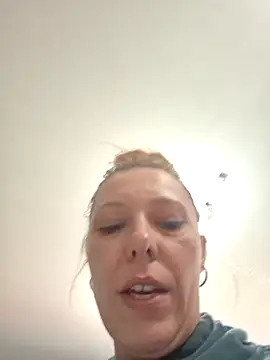 lickybaby26 online show from May 15, 2026, 2:15 pm