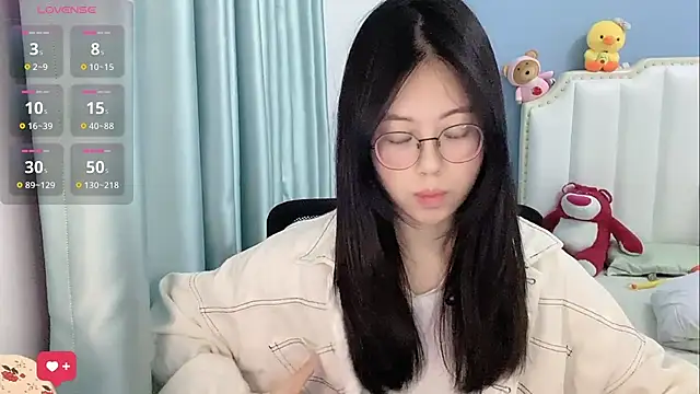 Luna-666 online show from April 29, 2026, 11:25 am